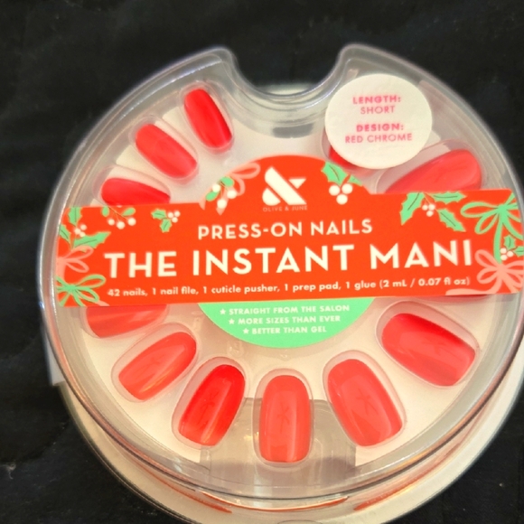 Olive and June Accessories - Olive & June Red Chrome Press-On Nails